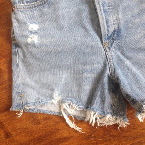 AGOLDE - High Waisted Distressed Cut-Off Shorts - Picture 3 of 13